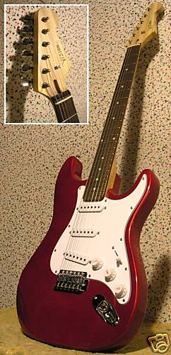 guitare electrique type strato rouge